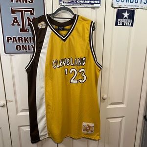 Cleveland Cavaliers Basketball jersey
